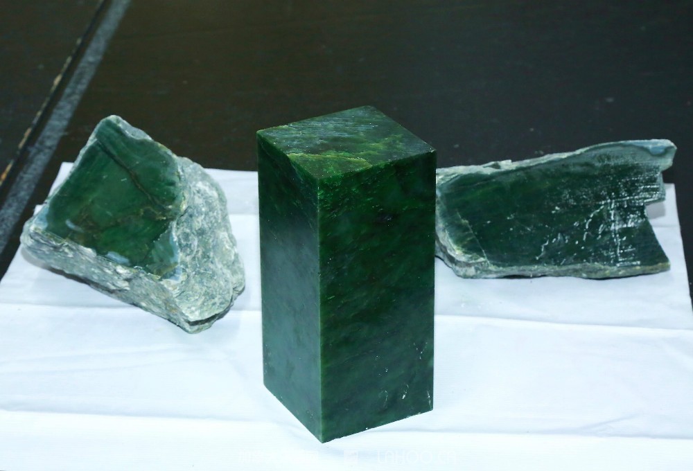 中国骨董　碧玉杯（貴石）中国国家主席贈答品 中国骨董 碧玉杯（貴石）中国国家主席贈答品 中国骨董 碧玉杯