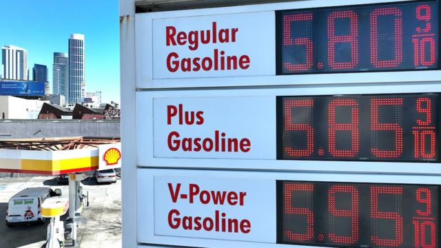123412382_gas