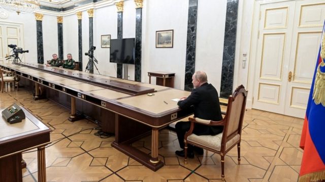 123467722_tabletop