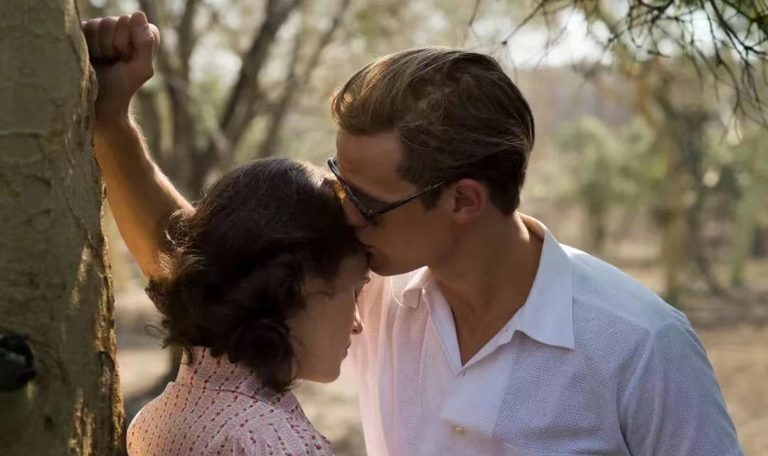 d3909a5dfe8a4b238313ead8001bc77c