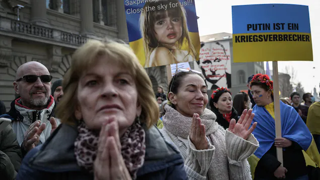 demonstration-swiss-ukraine-anti-guerre_9GTH8OoaHF6m