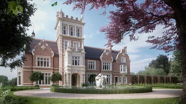 124150952_169-swns_athlone_house_001_626433df0be7f