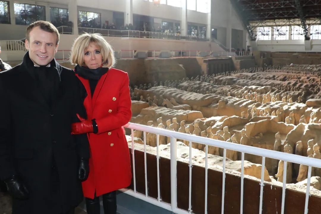 T3yCACoJFY8W4E_6265eedd48971