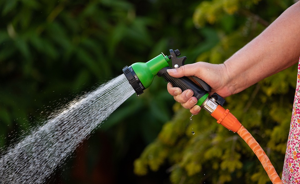 garden-hose-6302165_960_720_jnbxy