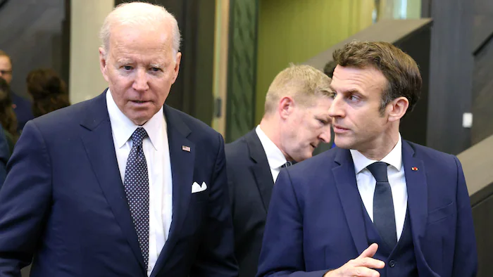 joe-biden-emmanuel-macron_432bh