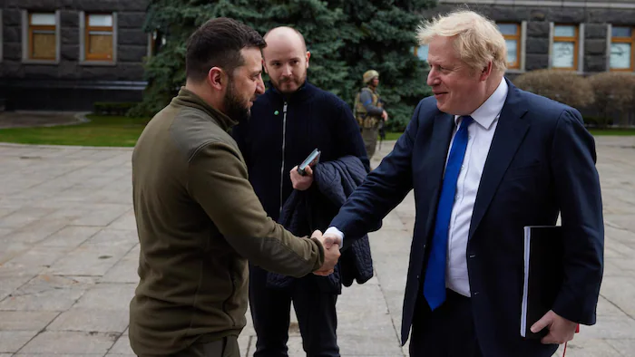 volodymyr-zelensky-boris-johnson_ul1qe
