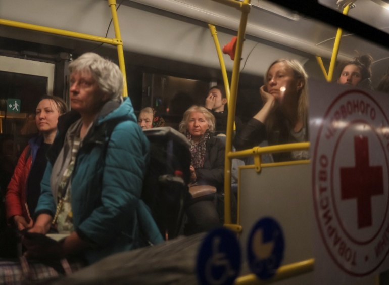 2022-05-08T224509Z_1794275575_RC283U9OTWB7_RTRMADP_3_UKRAINE-CRISIS-AZOVSTAL-EVACUEES_62796c80195b0