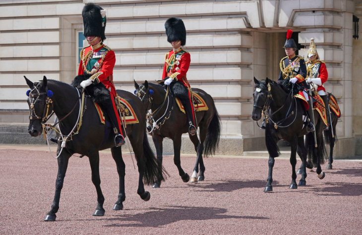 640_629bbef2cb7f5 640_629bbef2cb7f5