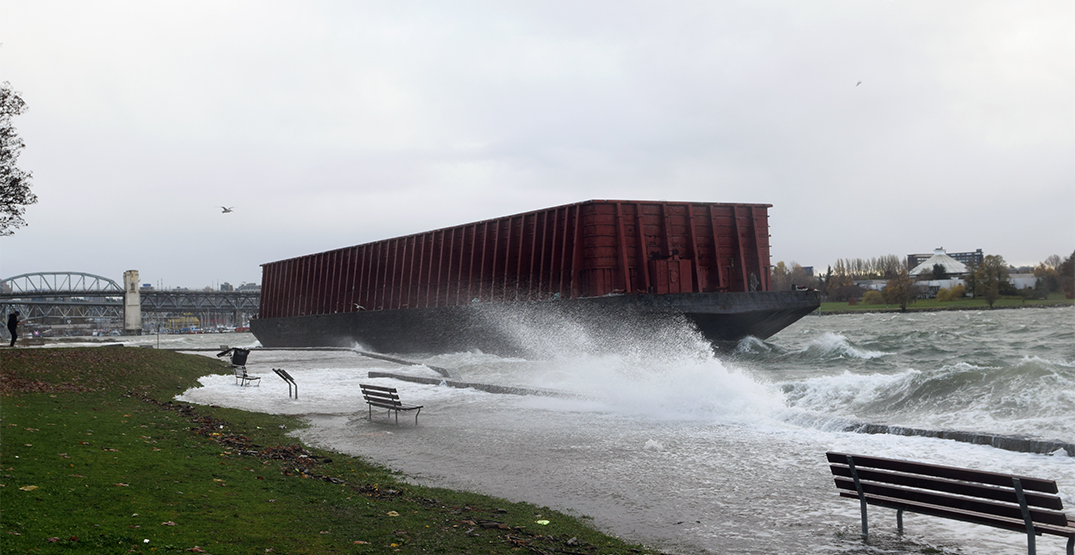 barge_62bdefad4fddb