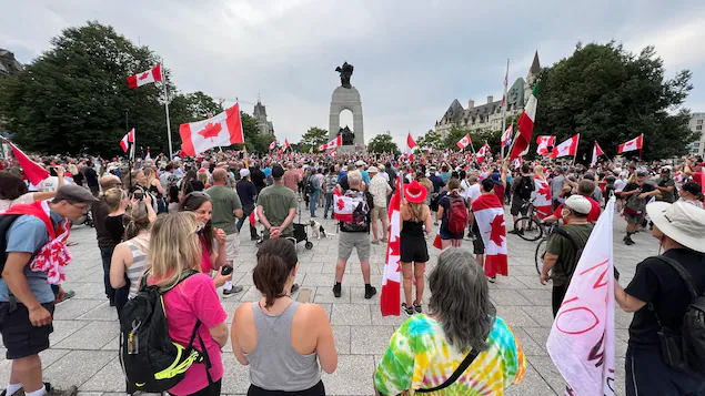 freedom-convoy-protest-canada-day_62bf311014b61