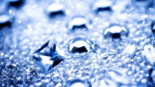 127034915_18e00262-6d62-4ca7-97ab-07ce57d6854d_7njnj