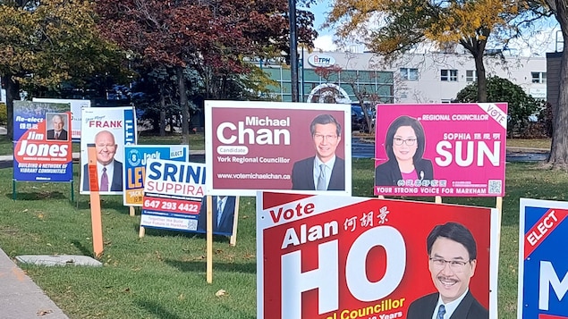 markham-signs_7c6tb