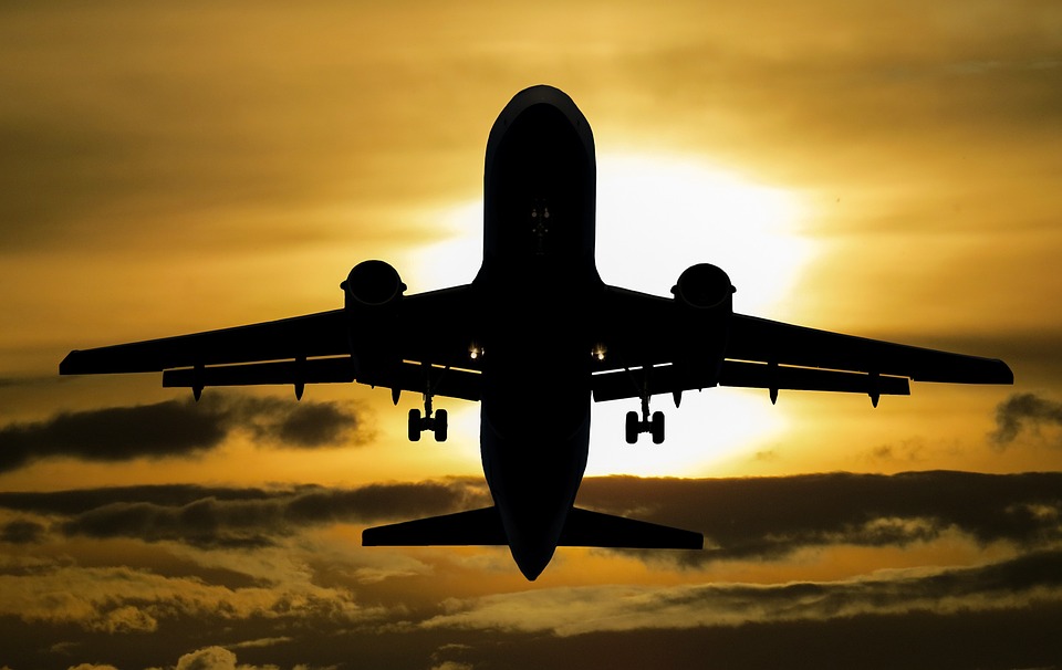 aircraft-1362586_960_720_e0e7l