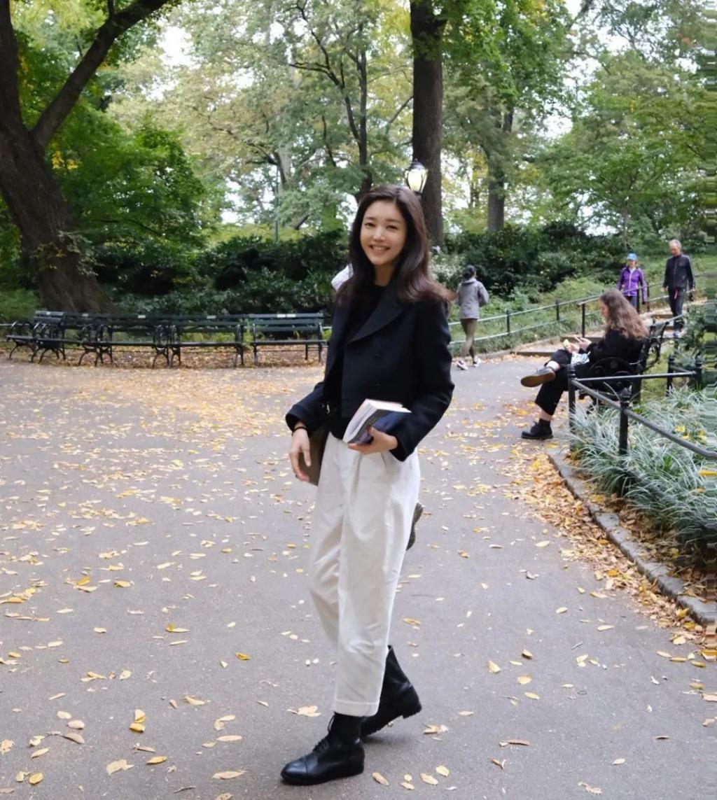 frc-61eb1380a153cbf7d2332a24837a70e4_jbnt7