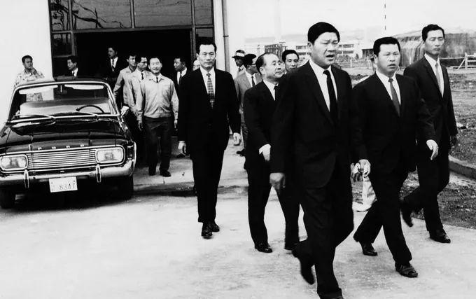 frc-9a85a97cd5934c688bcc4706ebca1fe6_w289x