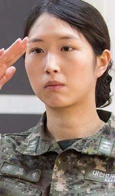 frc-afde8bbff9a3e774b52d0769a247472c_9poox