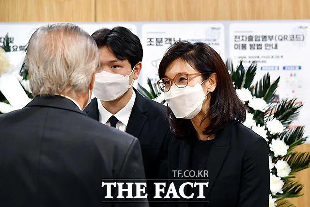 frc-cadc19ff8b0b33136b92fbe50ad694c4_vbfb2