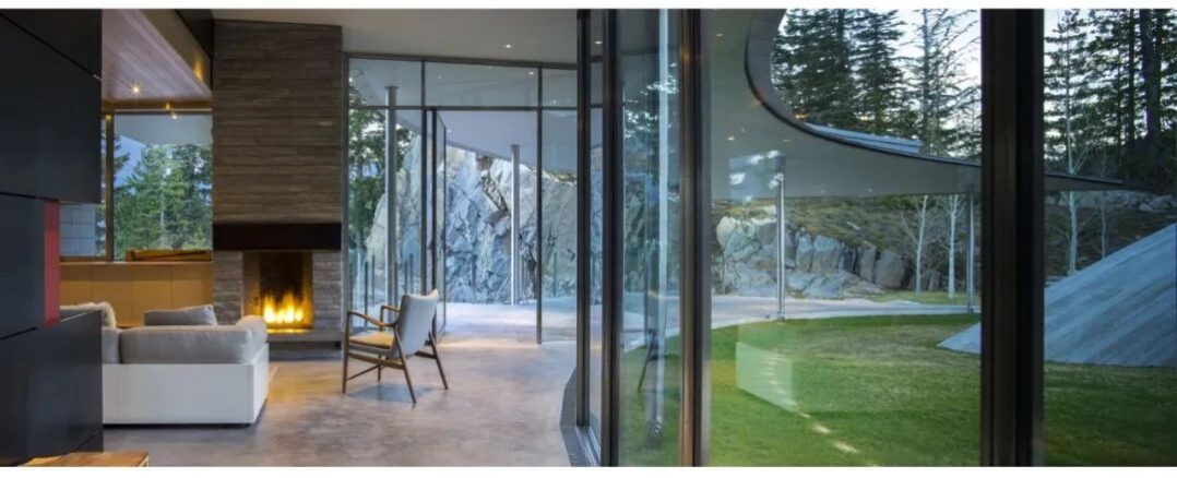 640_n0ad7h02s2poih5vtyjq