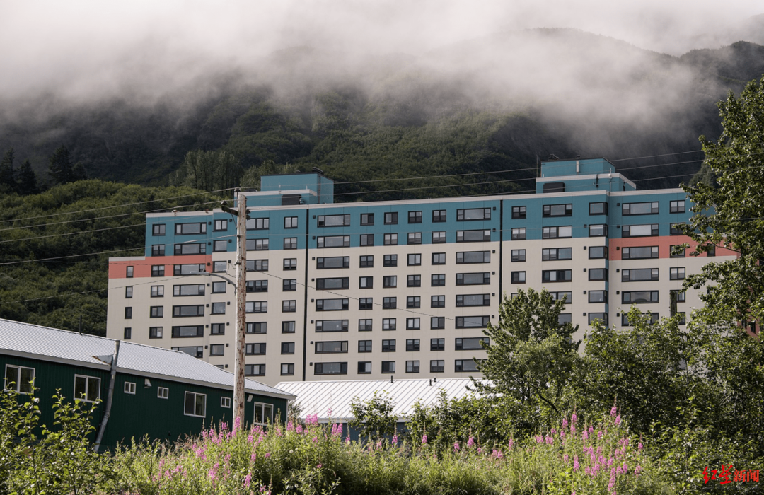 2d1f69dac2e54152b8d6d903fc734809_9defx 2d1f69dac2e54152b8d6d903fc734809_9defx