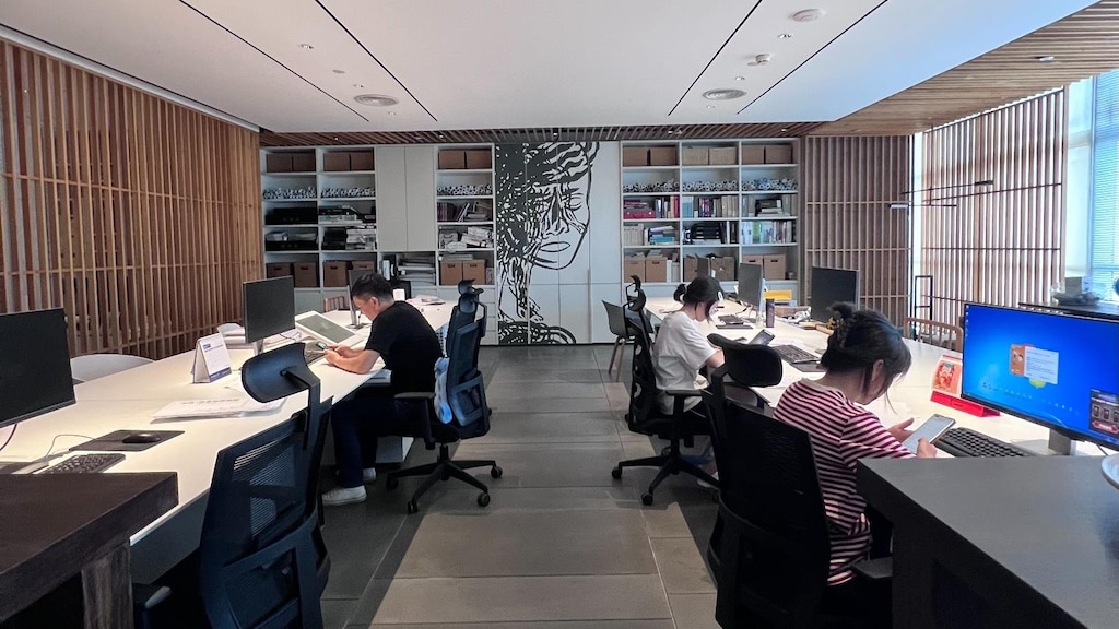 espace-travail-jeune-chine-20250805-104643-68924383eeb84