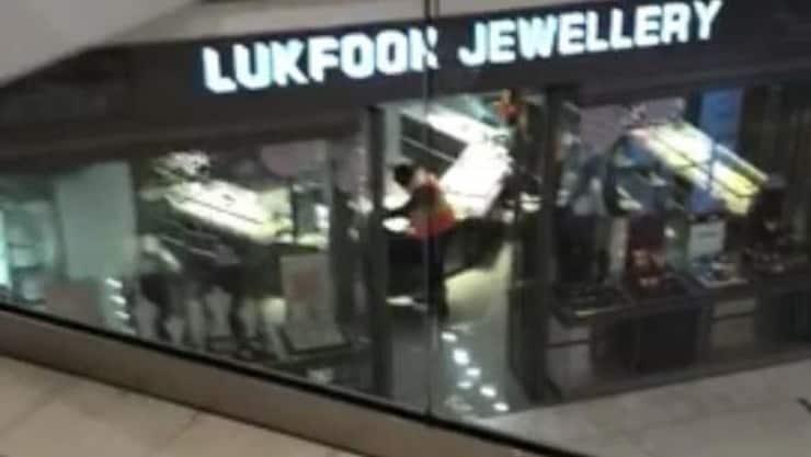 lukfook-jewellery-vol-20251016-103410-68f12c92d72c9 lukfook-jewellery-vol-20251016-103410-68f12c92d72c9