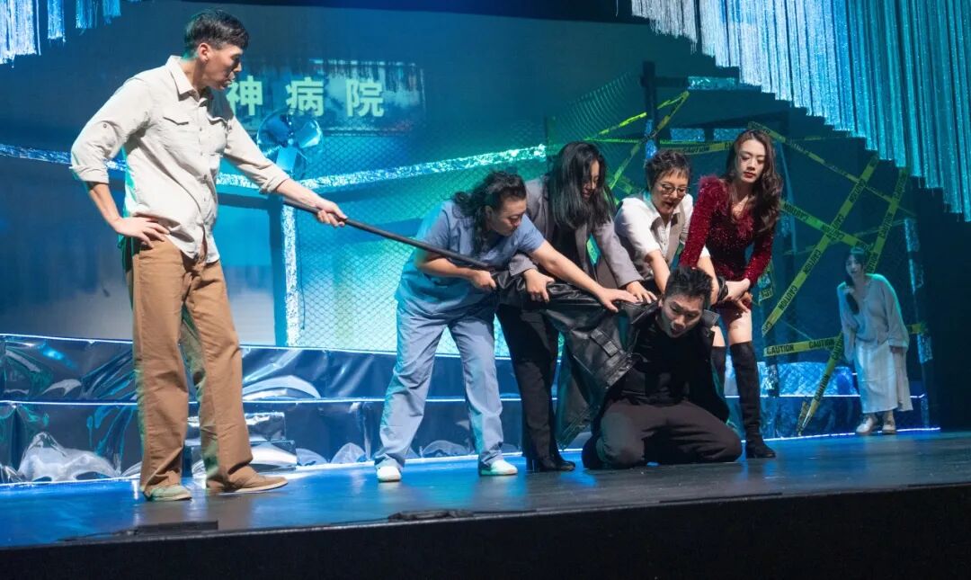 640-20251112-105659-6914d87bda735 640-20251112-105659-6914d87bda735