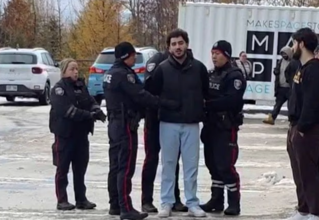 640-20251126-145659-692785bbb2d5a