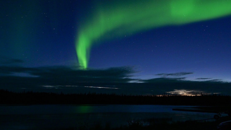 aurore-boreale-yellowknife-20251104-101610-690a42ea74e8b