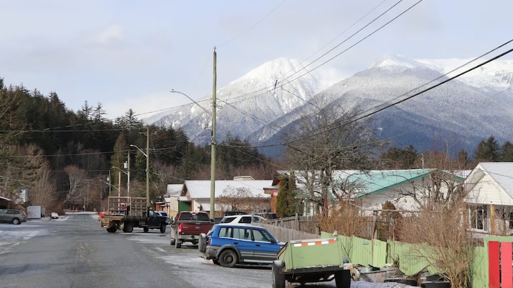 bella-coola-20251122-093046-6921f346258be