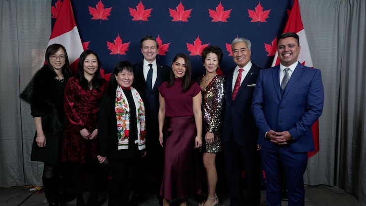 michael-ma-poilievre-fete-noel-conservateurs-2025-20251212-101420-693c5b7c200e5 michael-ma-poilievre-fete-noel-conservateurs-2025-20251212-101420-693c5b7c200e5