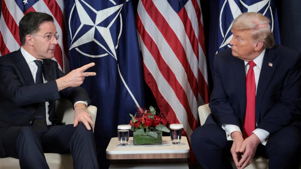 2026-01-21T182933Z-315476386-RC2U5JA2HSR9-RTRMADP-3-DAVOS-MEETING-TRUMP-20260122-085116-69725584d8d56