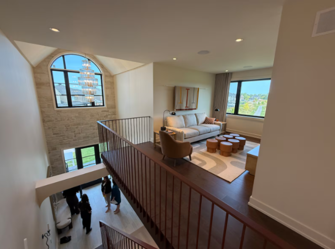 695fcb7b5f14b-20260108-084609-695fdf51e35f5