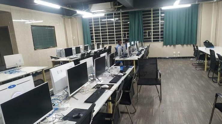 cyberesclavage-cambodge-fraude-complexe-salle-travail-20260108-085706-695fe1e2663f4