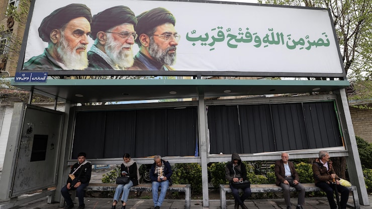 iran-arret-bus-teheran-portrait-guide-supreme-khamenei-khomeiny-guerre-20260403-164043-69d04ffbec85f iran-arret-bus-teheran-portrait-guide-supreme-khamenei-khomeiny-guerre-20260403-164043-69d04ffbec85f