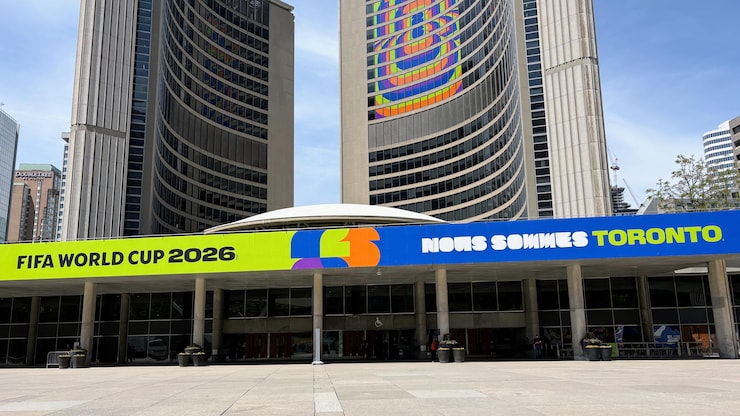 fifa-toronto-hotel-de-ville-20260609-101108-6a28492c48d70