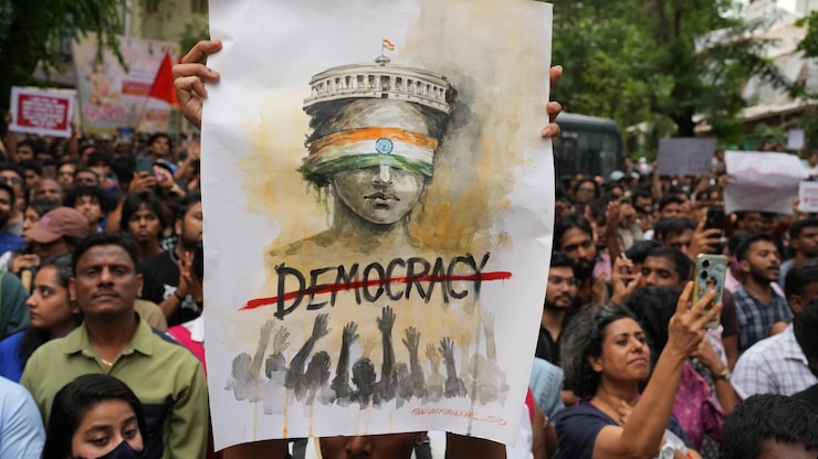 india-cockroach-party-inde-cafards-manifestation-20260723-083808-6a62356006367 india-cockroach-party-inde-cafards-manifestation-20260723-083808-6a62356006367